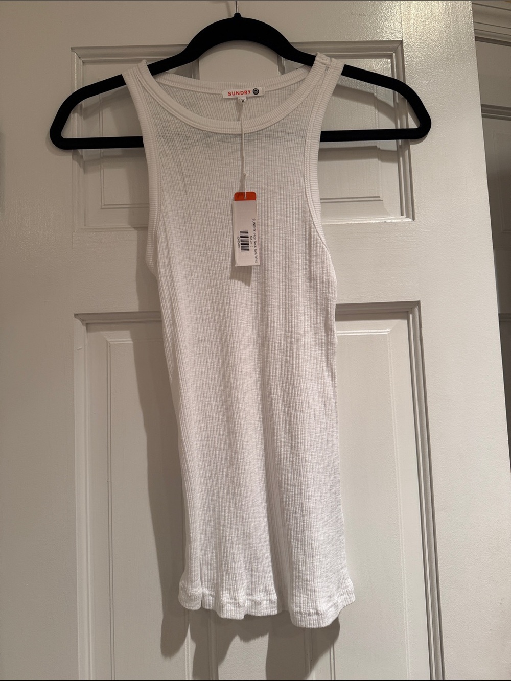 Sundry White Ribbed Scoop Neck Tank